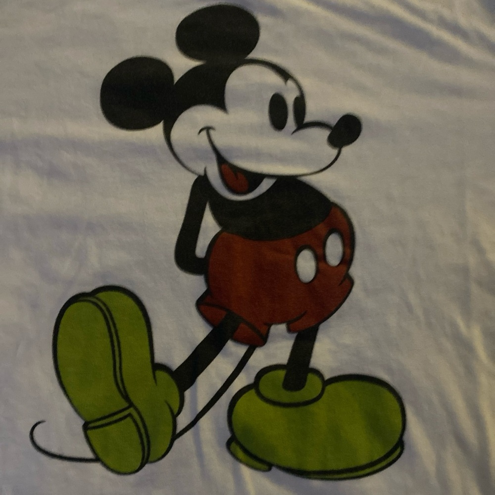 DISNEY RINGER WHITE SHIRT MICKEY GREEN SHOES SIZE MEDIUM M WOMEN